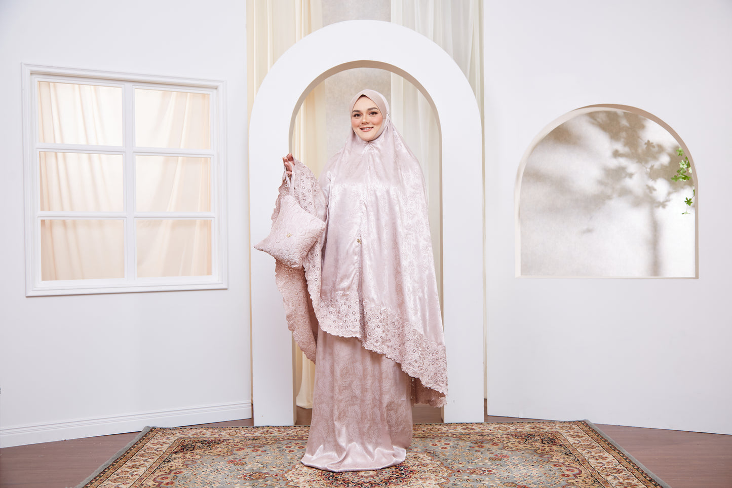 Selena The Graceful Wulan - Rose Taupe