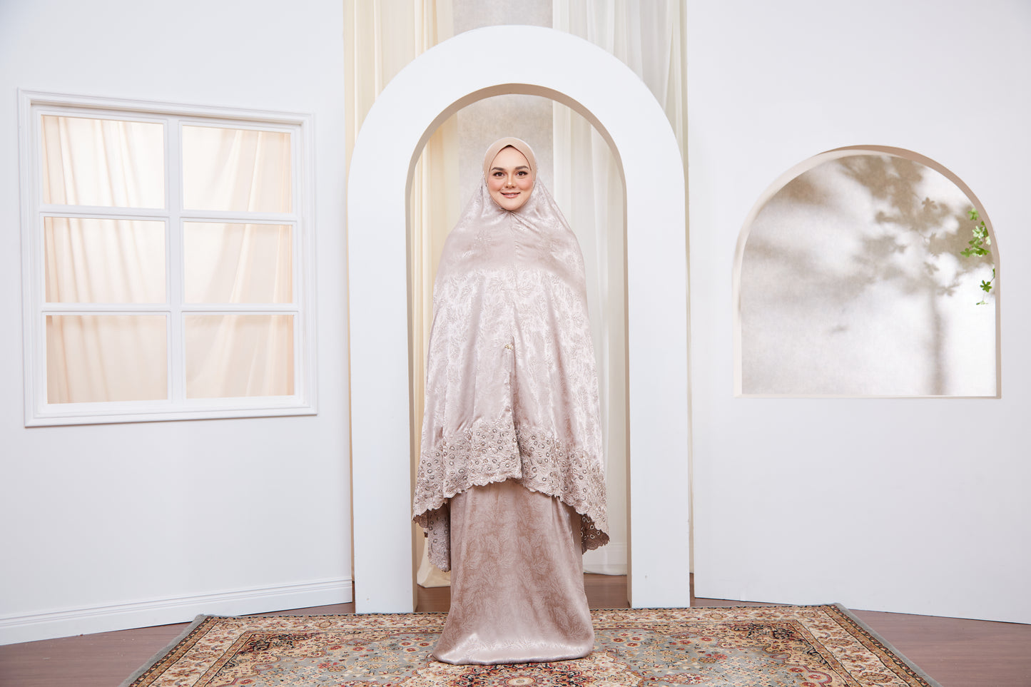 Selena The Graceful Wulan - Latte