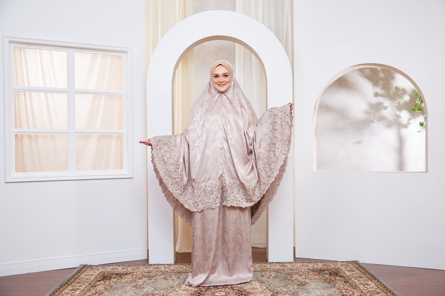 Selena The Graceful Wulan - Latte