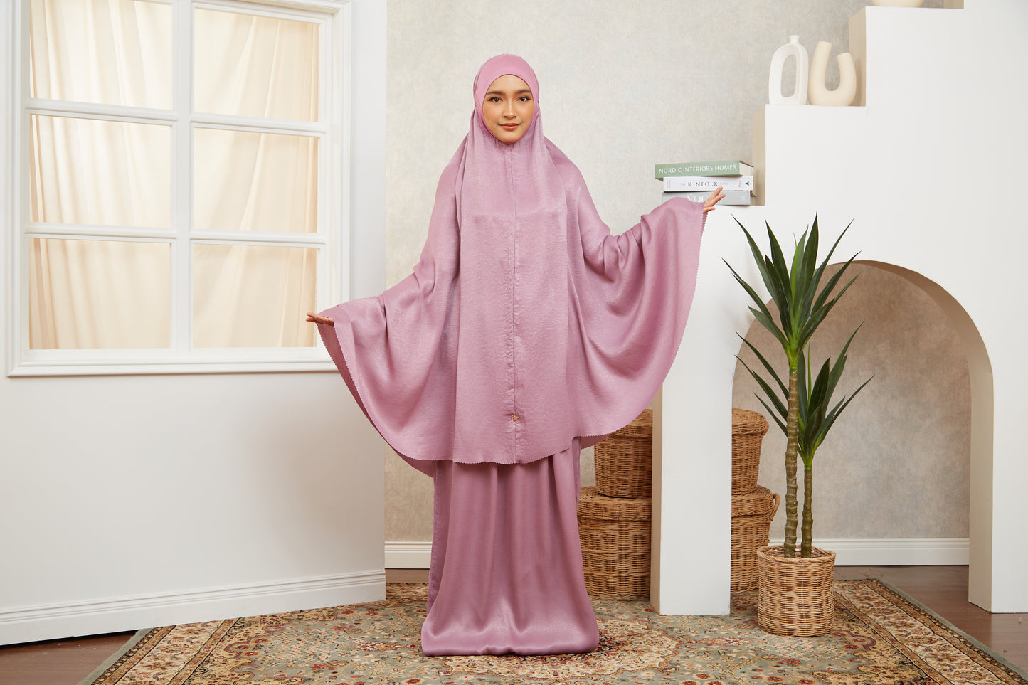Leia - The Velvety Wulan - Violet