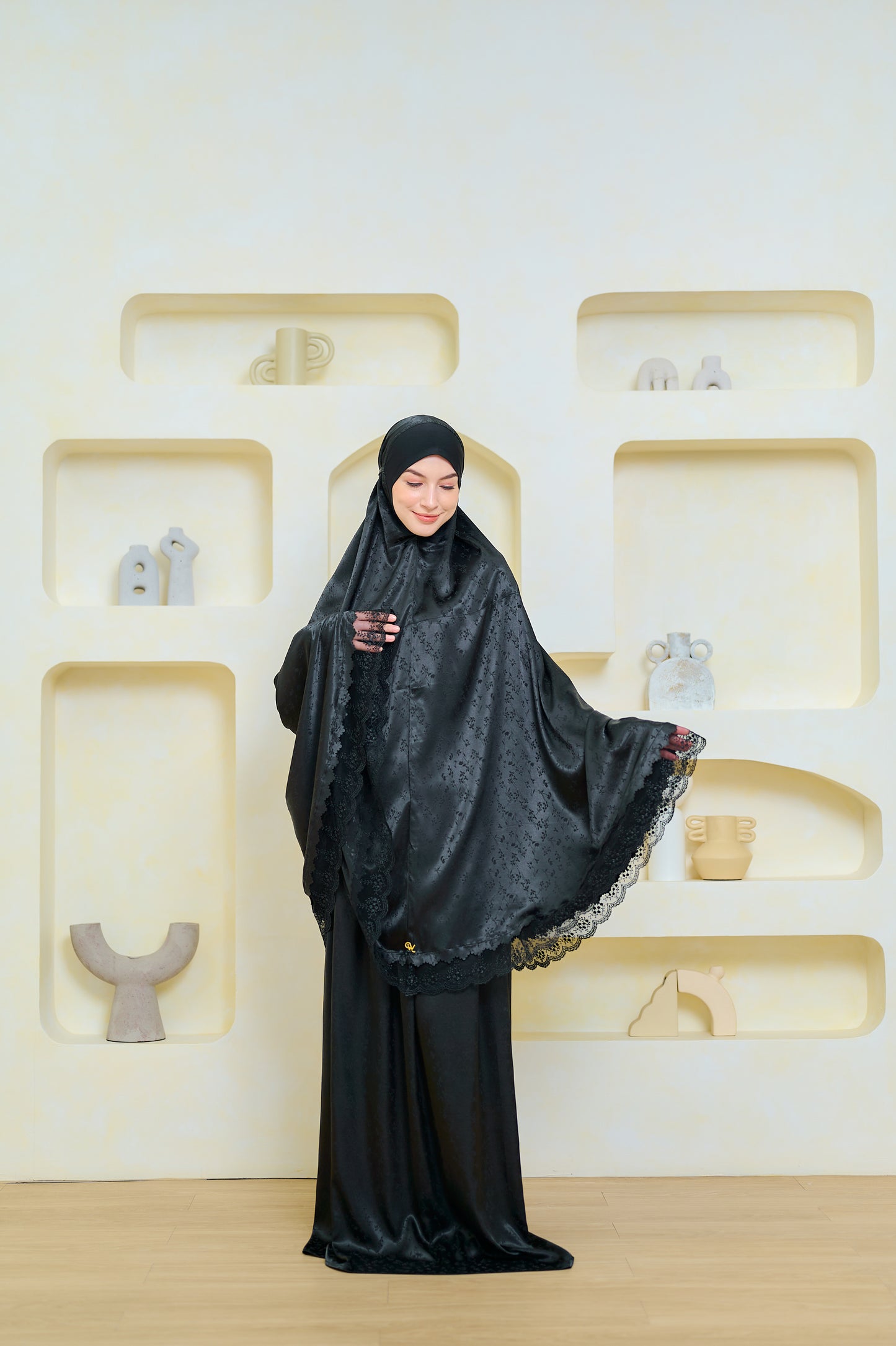 Jeyda - Shining Star of Wulan - Black