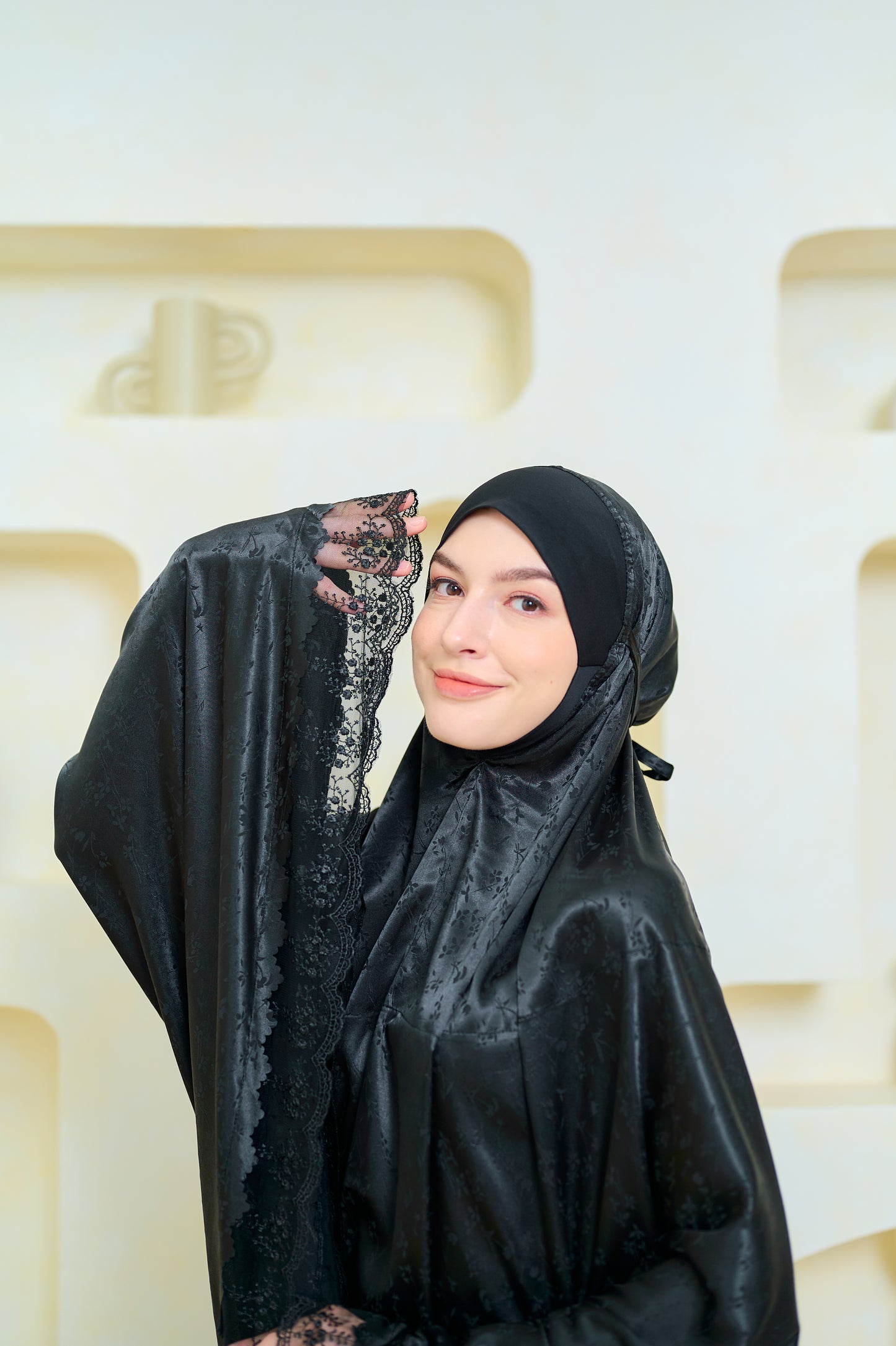 Jeyda - Shining Star of Wulan - Black