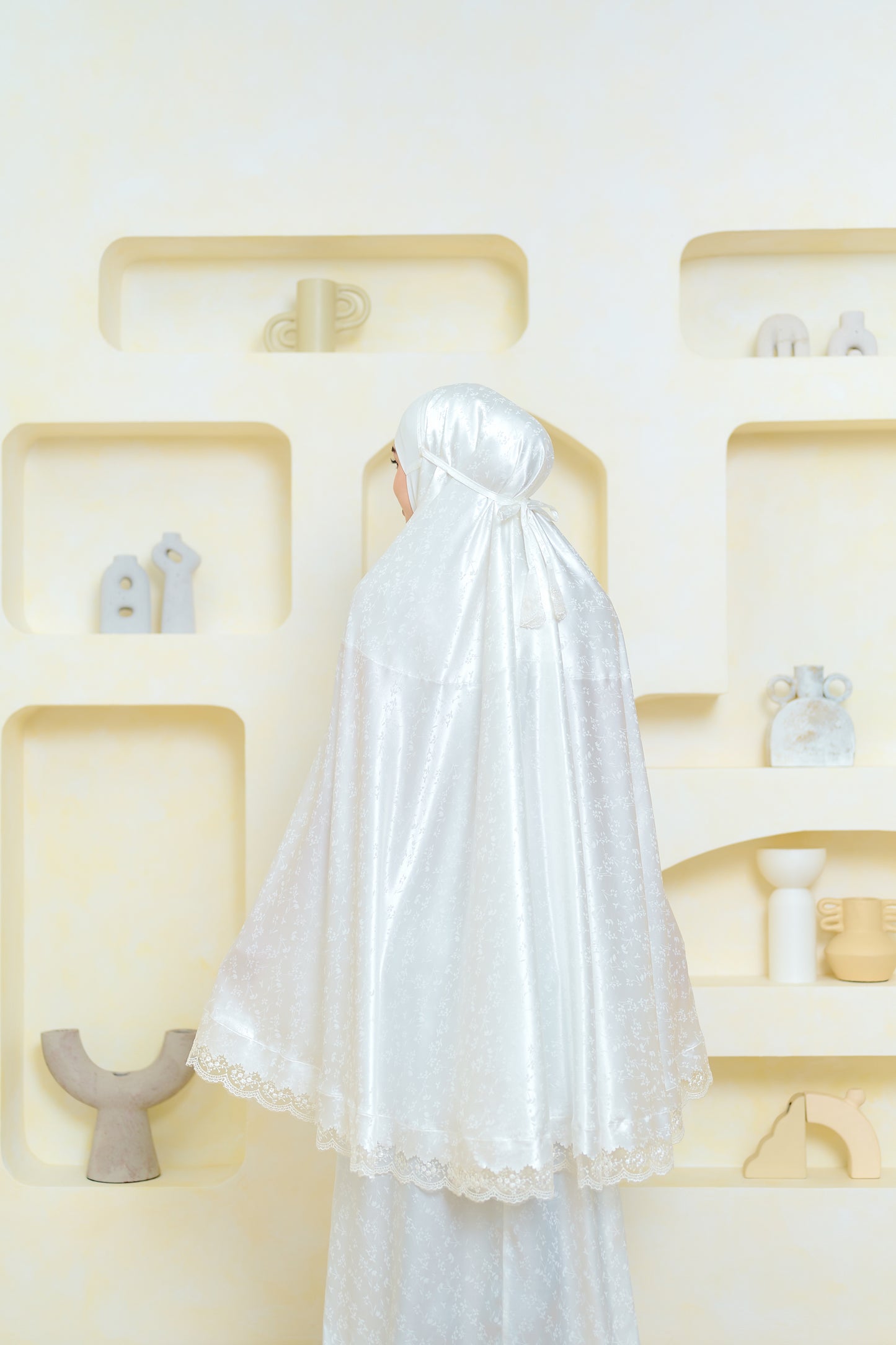 Jeyda - Shining Star of Wulan - Off White
