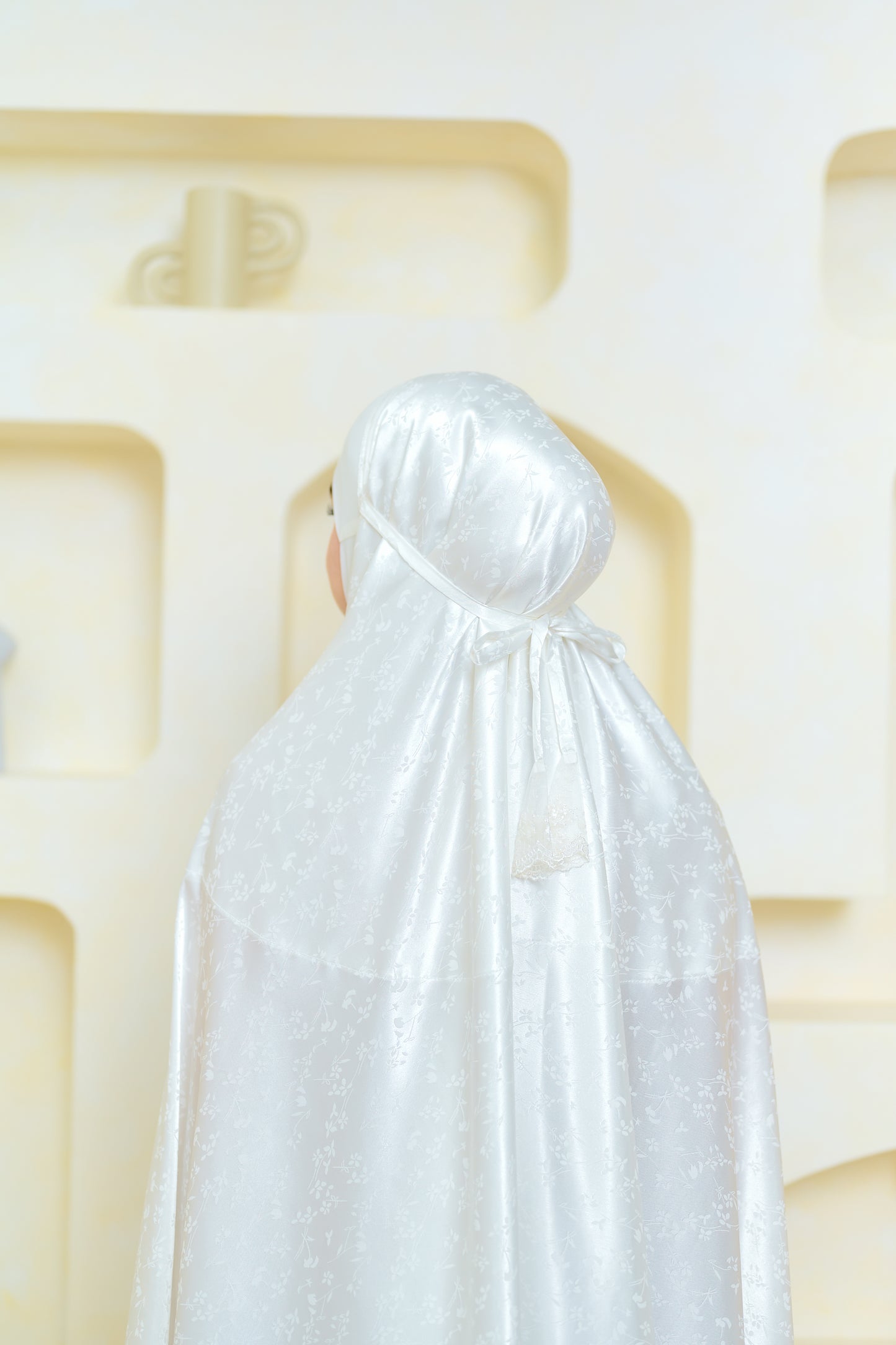 Jeyda - Shining Star of Wulan - Off White