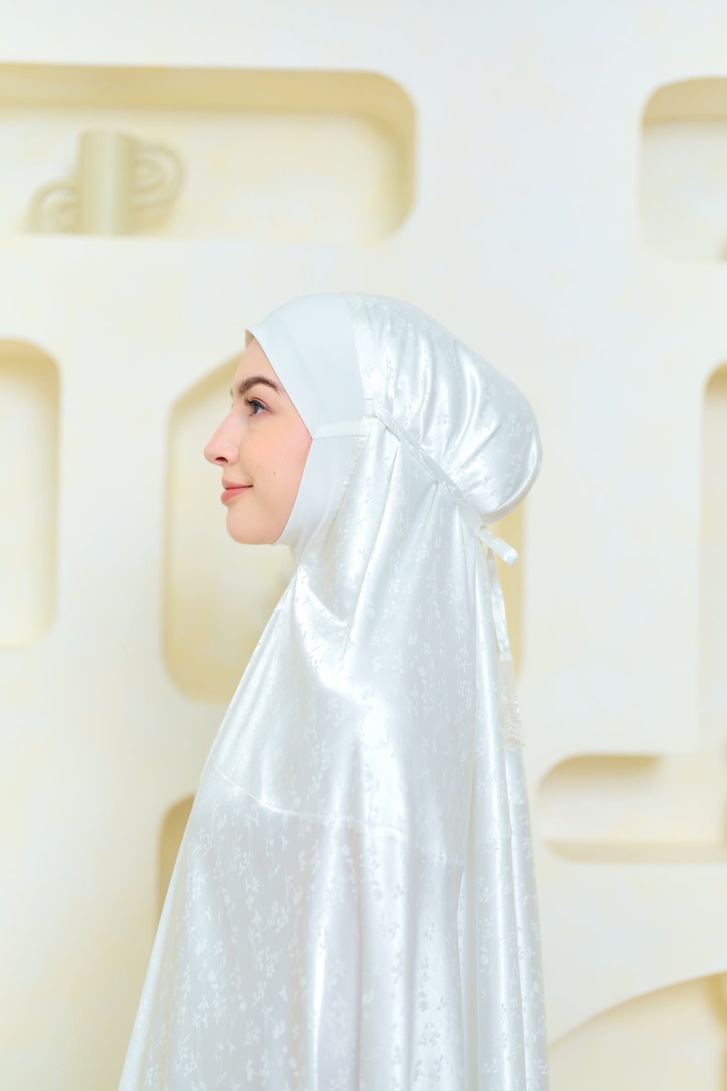 Jeyda - Shining Star of Wulan - Off White