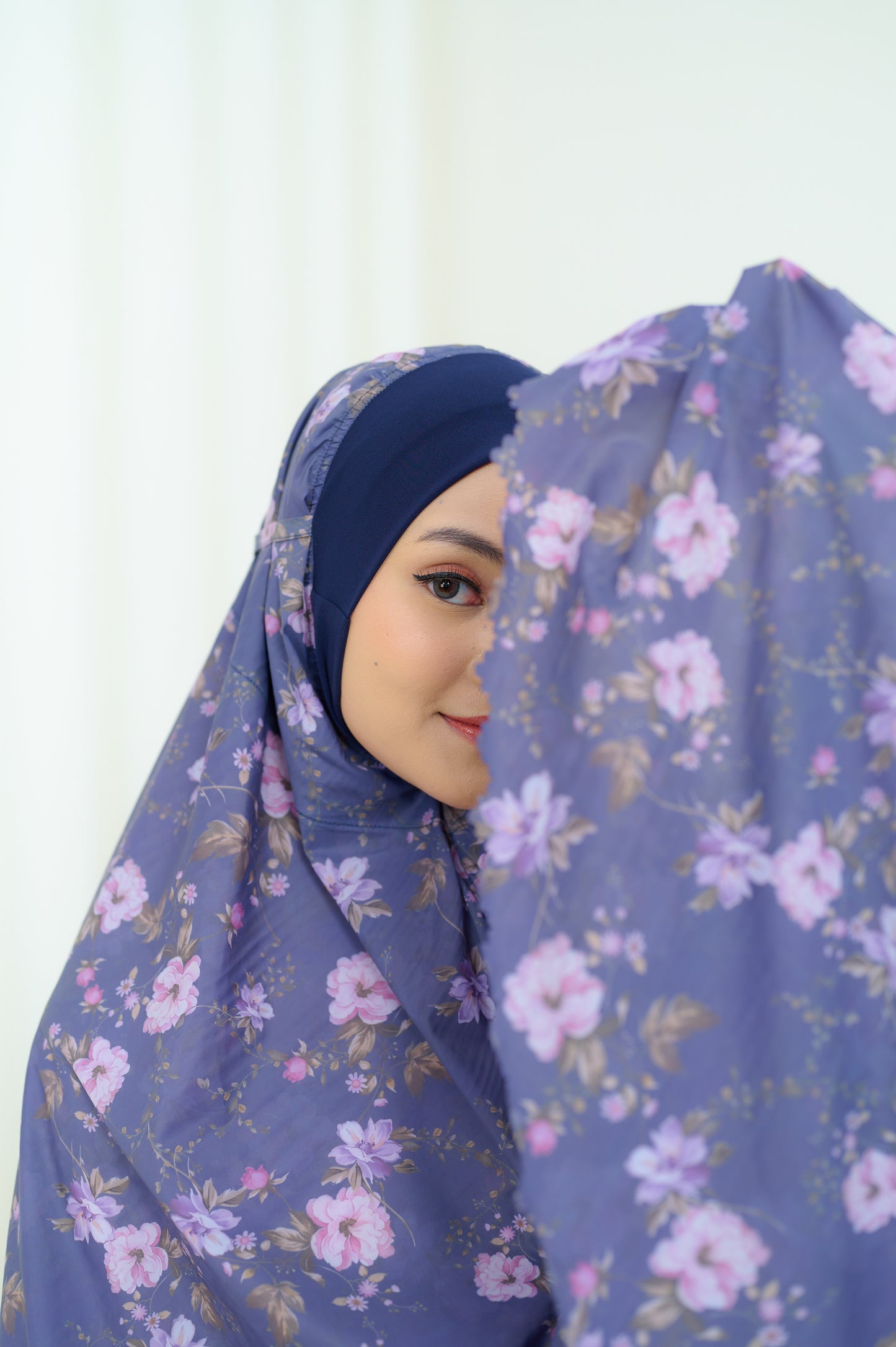 Alora - The Travelight Prayer Set - Midnight Blue